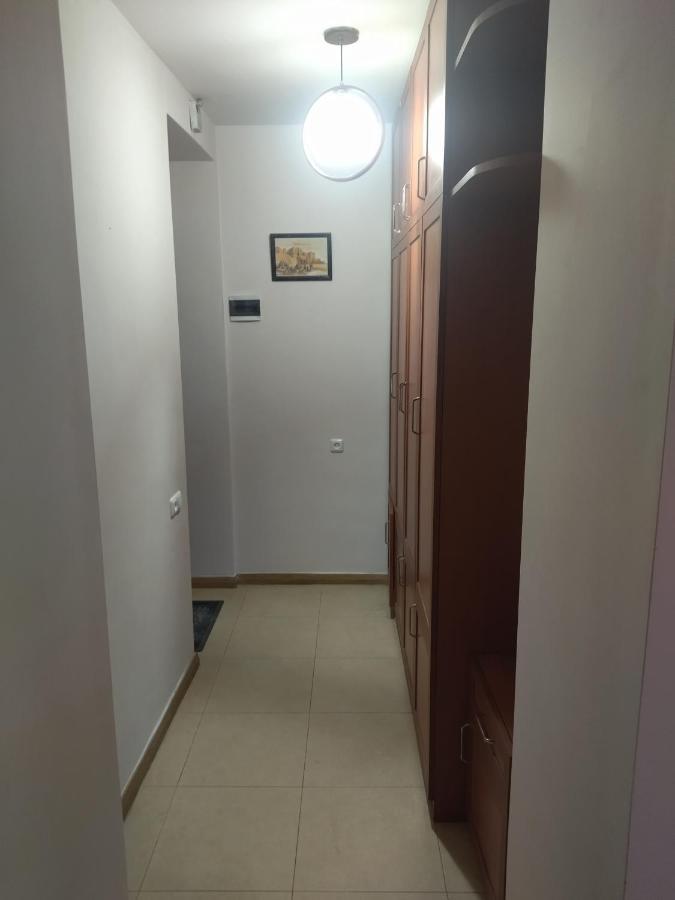 Abovyan 36 Apt & Tour Yerevan Ngoại thất bức ảnh